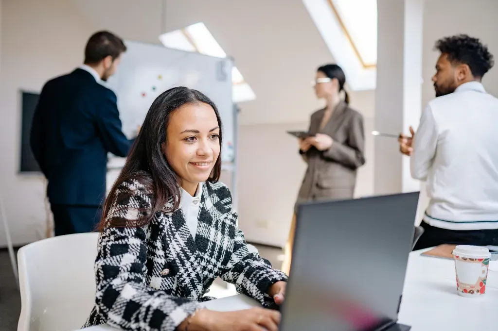 Najczęstsze błędy w kadrach i płacach